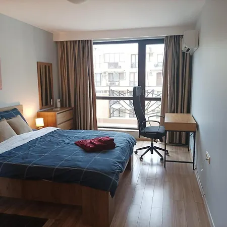 One Bedroom 37- Trakia 54 а